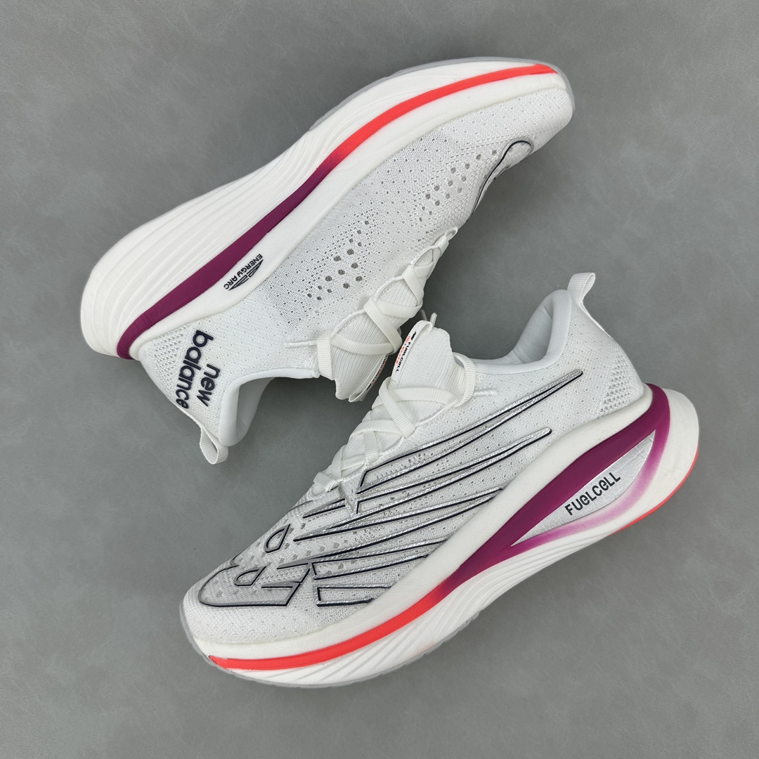 New Balance FuelCell SC Elite v3